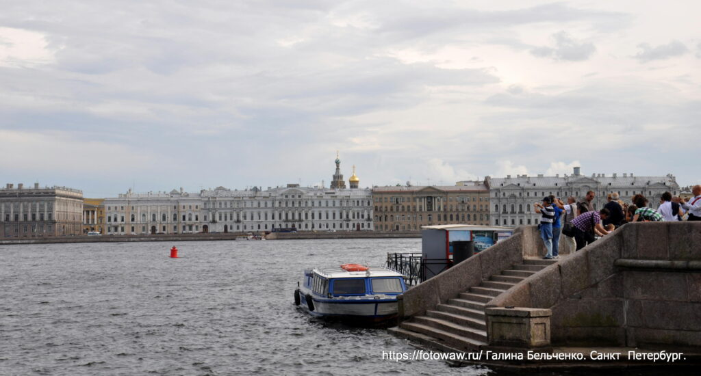 Санкт = Петербург. Нева
